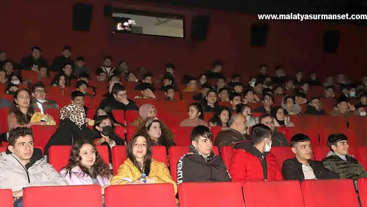 Şehitkamil'deki öğrenciler, sinema günlerinde buluştu