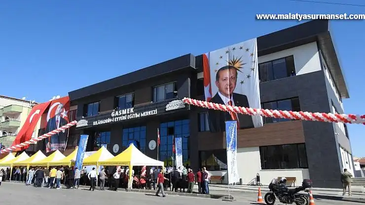 Selahaddin-i Eyyubi sosyal tesisi törenle açıldı