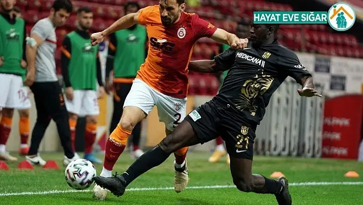 Şener Özbayraklı, Galatasaray'a veda etti