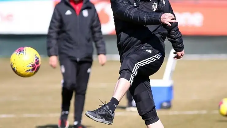 Sergen Yalçın, Terim'e karşı ilk peşinde