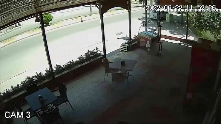 Şiddetli rüzgar dondurma dolabını sürükledi