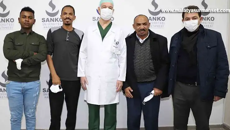 Şifa bulmak için Sudan'dan SANKO Hastanesi'ne geldi