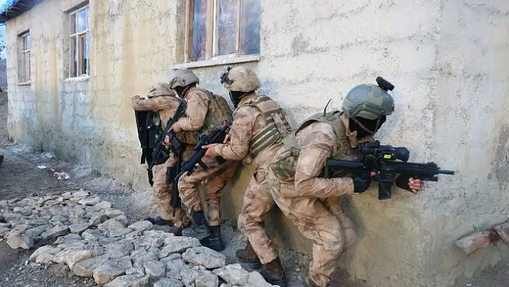 Siirt ve Şırnak'ta terör operasyonu  20 gözaltı