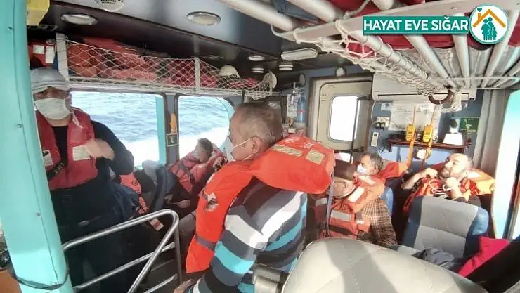 Şile'de kuru yük gemisi demir attı, ekipler harekete geçti