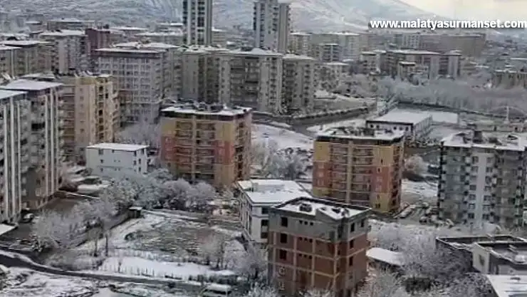 Silvan, mart ayında beyaza büründü
