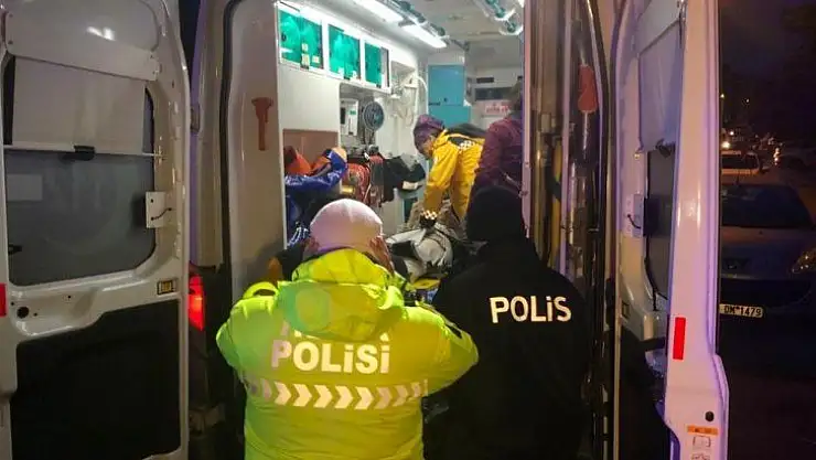 Sınava yetişmeye çalışan öğrenci otomobilin altında kaldı