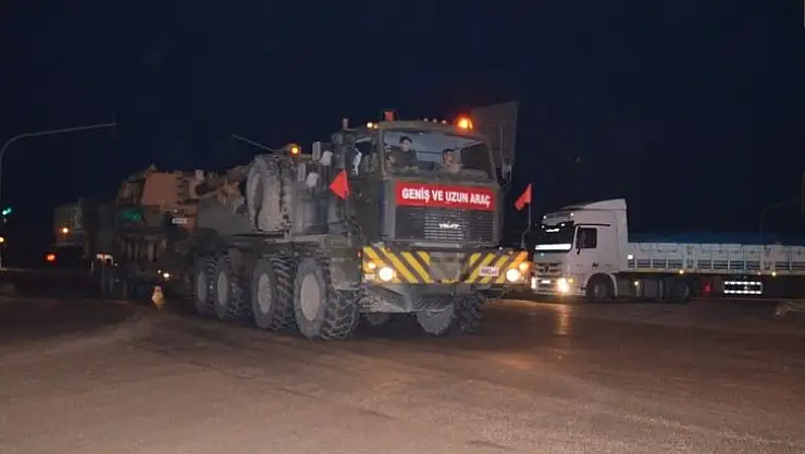 Sınır birliklerine tank ve obüs sevkiyatı