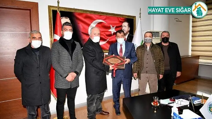 Şire pazarı yönetiminden Gürkan'a teşekkür