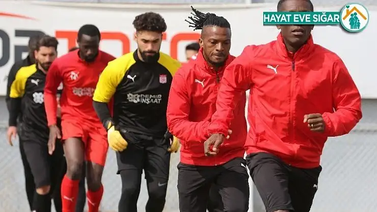 Sivasspor'da Karagümrük mesaisi sürüyor