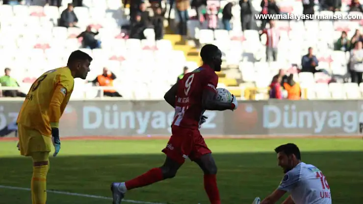 Sivasspor'da Yatabare gol sayısını 5'e çıkardı