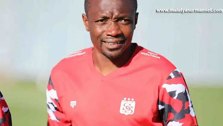 Sivassporlu futbolcu Ahmed Musa'da kırık tespit edildi