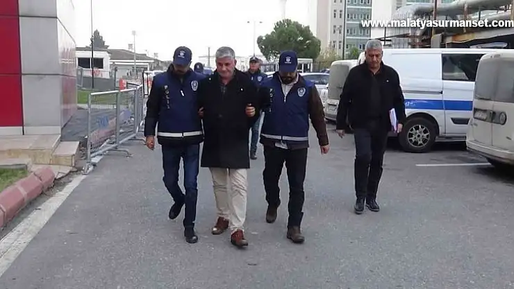 Sokak ortasında eşini öldüren eski polis tutuklandı