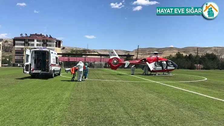 Solunum sıkıntısı çeken hastaya ambulans helikopter