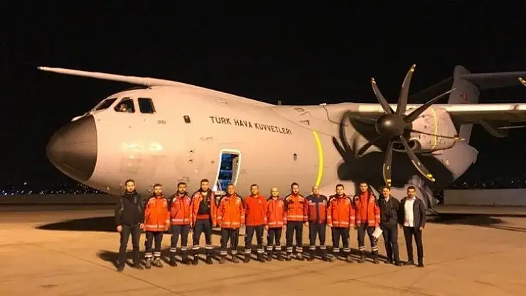 Somali'ye 20 kişilik sağlık ekibi taşıyan Uçan Kale, Ankara'dan havalandı