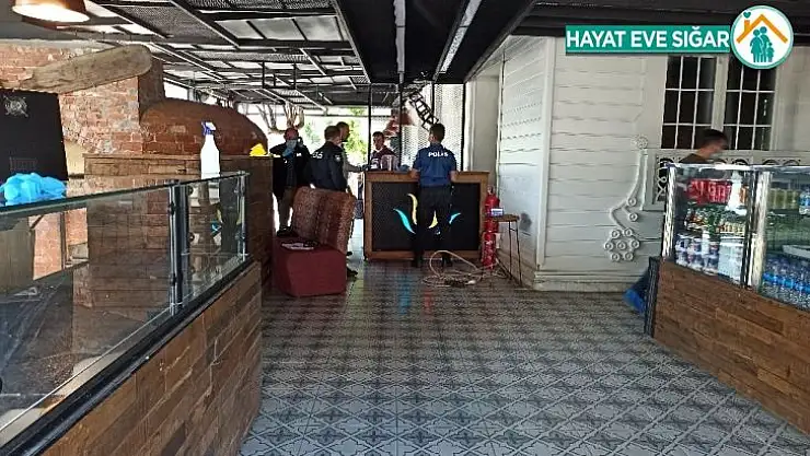 Sosyal medyada canlı yayın yaptığı sırada kendini vurdu