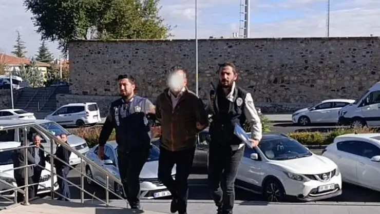 Sosyal Medyada Yalan Bilgi Yayan Kişi Yakayı Ele Verdi!