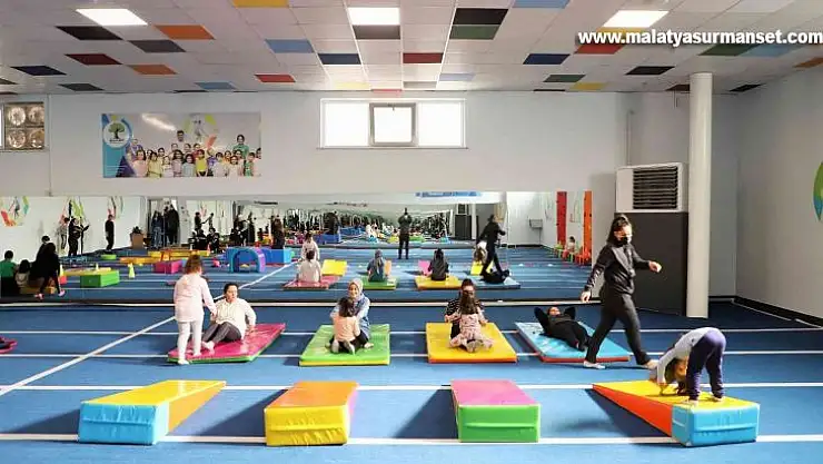 Spor akademisinde anne ve çocuklarına özel hizmet