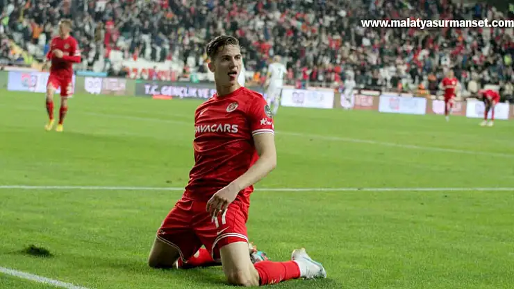 Spor Toto Süper Lig: Antalyaspor: 3 - Alanyaspor: 1