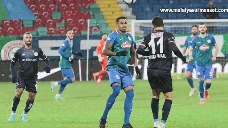 Spor Toto Süper Lig: Çaykur Rizespor: 2 - Antalyaspor: 1