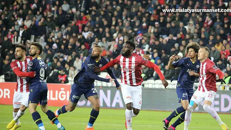 Spor Toto Süper Lig: DG Sivasspor: 1 - Fenerbahçe: 3