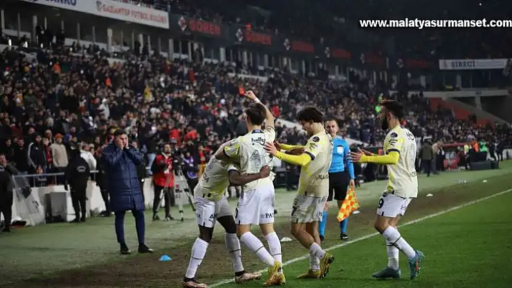 Spor Toto Süper Lig: Gaziantep FK: 1 - Fenerbahçe: 2 (Maç sonucu)