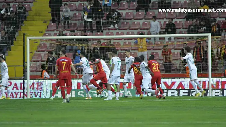 Spor Toto Süper Lig: Kayserispor: 0 - Alanyaspor: 4