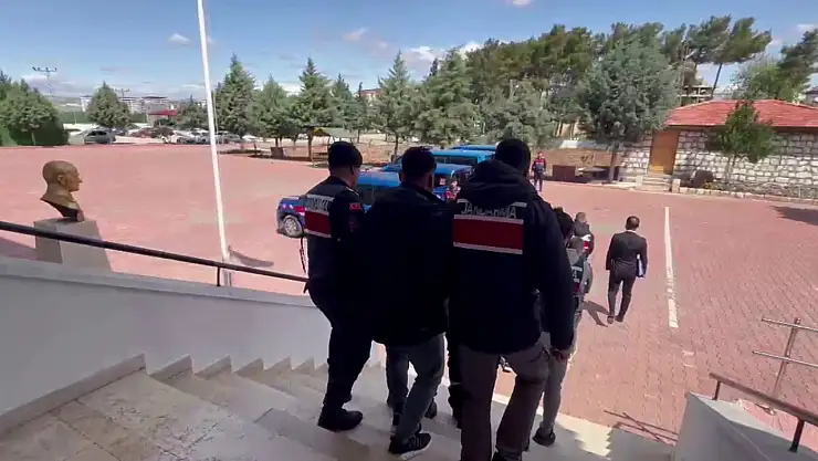 Suç Örgütlerine Operasyon 7 Tutuklama