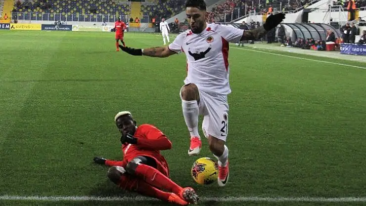 Süper Lig: Gençlerbirliği: 0 - Gaziantep FK: 0 (İlk yarı)