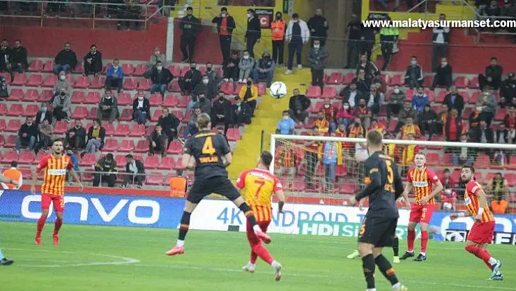 Süper Lig: Kayserispor: 3 - Galatasaray: 0