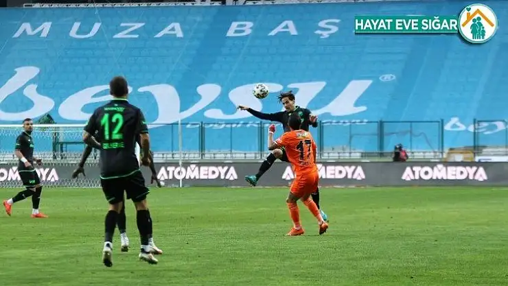 Süper Lig: Konyaspor: 1  M. Başakşehir: 2