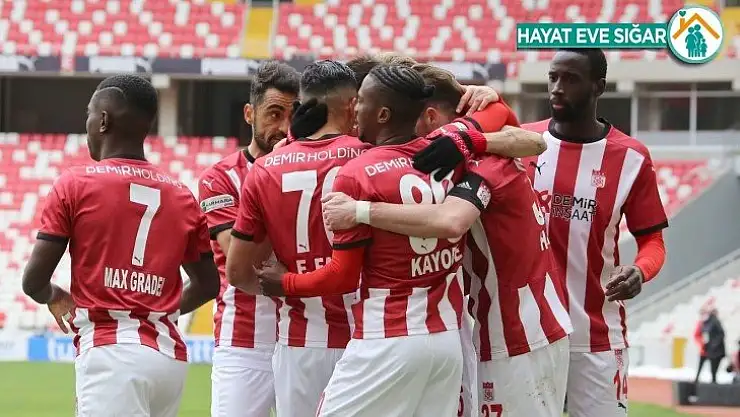 Süper Lig: Sivasspor: 3  Konyaspor: 1