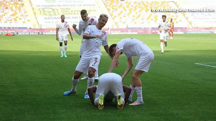 Süper Lig: Yeni Malatyaspor: 0 - Hatayspor: 1 (İlk yarı)