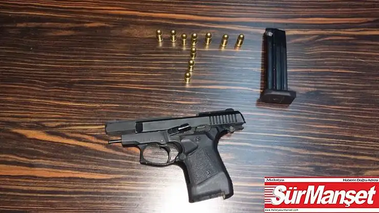 Şüpheli otomobilde silah ele geçirildi