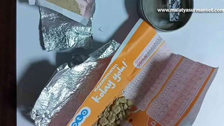 Şüpheli şahsın üzerinde uyuşturucu ele geçirildi