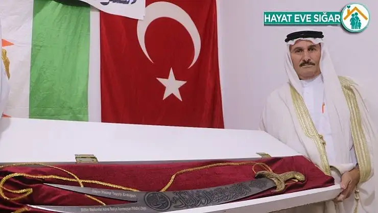 Suriyeli Abraz aşireti, ata yadigarı kılıcı Cumhurbaşkanı Erdoğan'a hediye etmek istiyor
