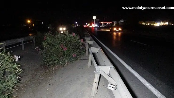 Sürücünün kontrolünden çıkan otomobil takla attı