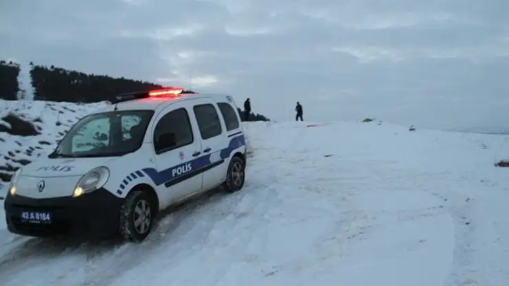 Tabancayla ayaklarından ve sırtından vuruldu