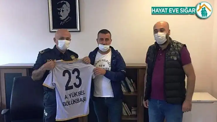 Taraftarlardan, Spor Şube Müdürüne ziyaret