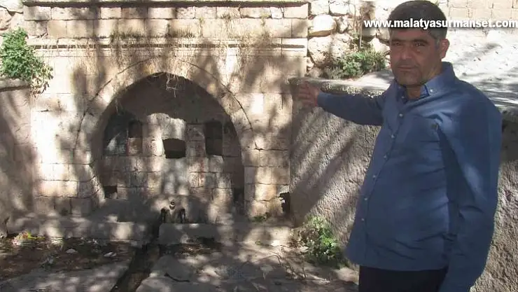 Tarihi çeşmeler ilgi bekliyor