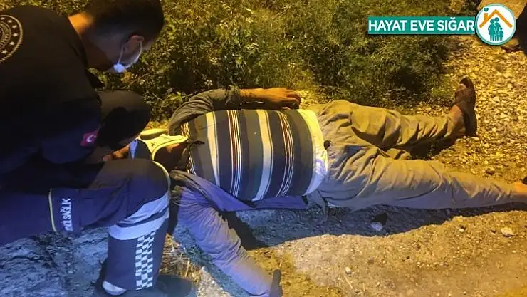 Tarsus'ta traktörün altında kalan şahıs yaralandı