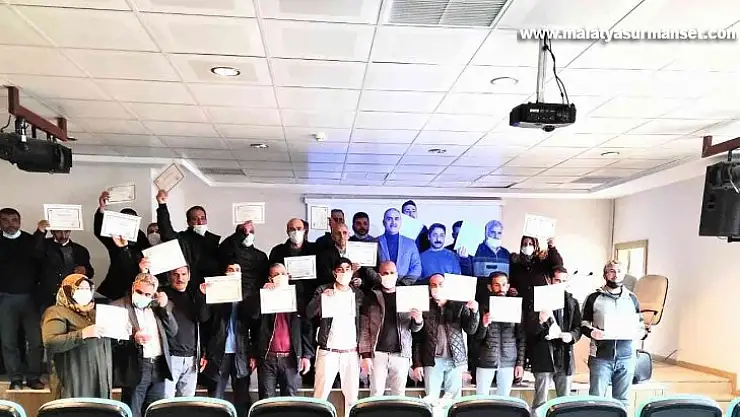 Tavuk yetiştiricileri artık sertifikalı