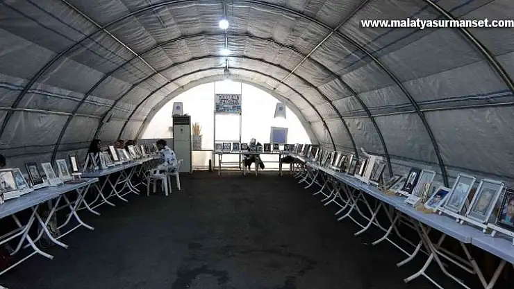 Terör mağduru ailelerin HDP önündeki evlat nöbeti kararlılıkla sürüyor