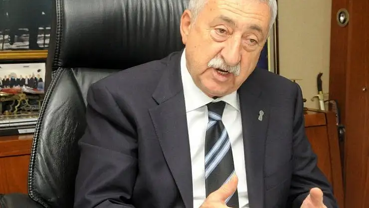TESK Başkanı Bendevi Palandöken: 'Meslek öğrenmek genç işsizliği bitirir'