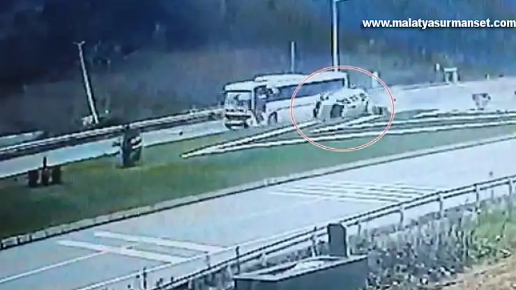 Test sürüşüne çıkan otobüs ile hafif ticari araç çarpıştı: 1 ölü, 1 yaralı