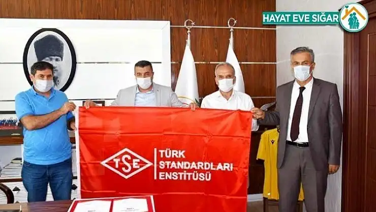Ticaret Borsasına TSE COVID-19 Güvenli Hizmet Sertifikası