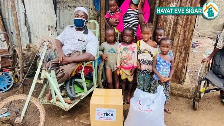 TİKA'dan Gine'de Kovid19'dan etkilenen bin aileye gıda yardımı