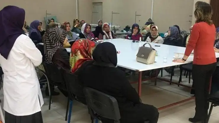 TOGEM kursiyerleri obezite konusunda bilgilendirildi