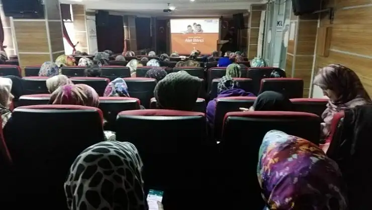 TOGEM'li kadınlara temel afet bilinci anlatıldı
