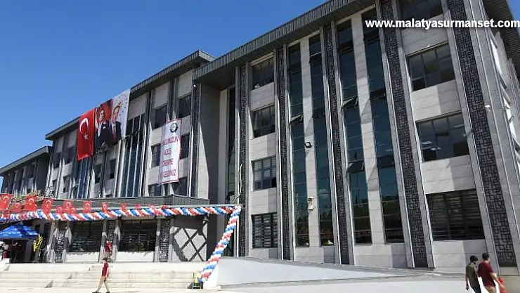 Topçuoğlu'ndan Gaziantep'e bir okul daha