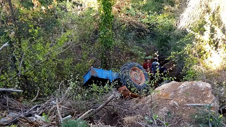 Traktör Altında Kalan Yaşlı Adam Hayatını Kaybetti